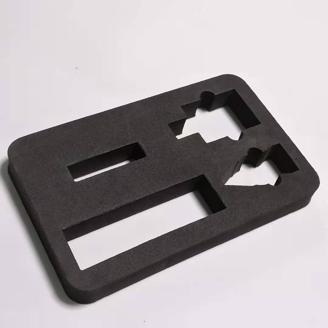 深锦城新材料：EVA内衬，提升包装的附加值